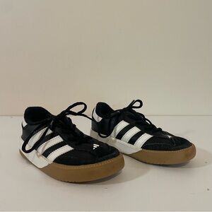 Size 9K - Adidas Samba Classic Low Black Suede